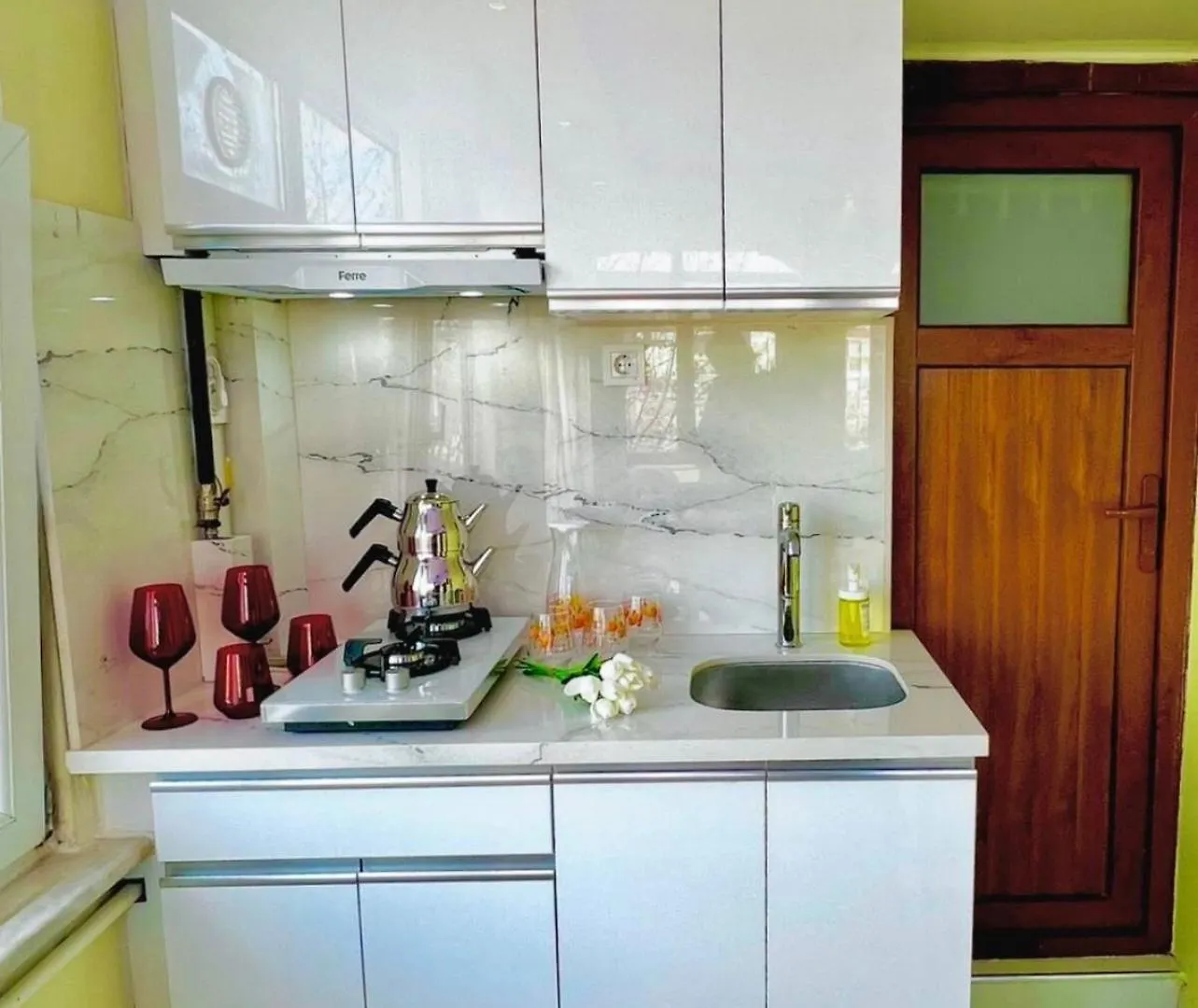 Apartment Istanbulun Kral Dairesi Asansoerlue Ve 2 Klimali Turkey