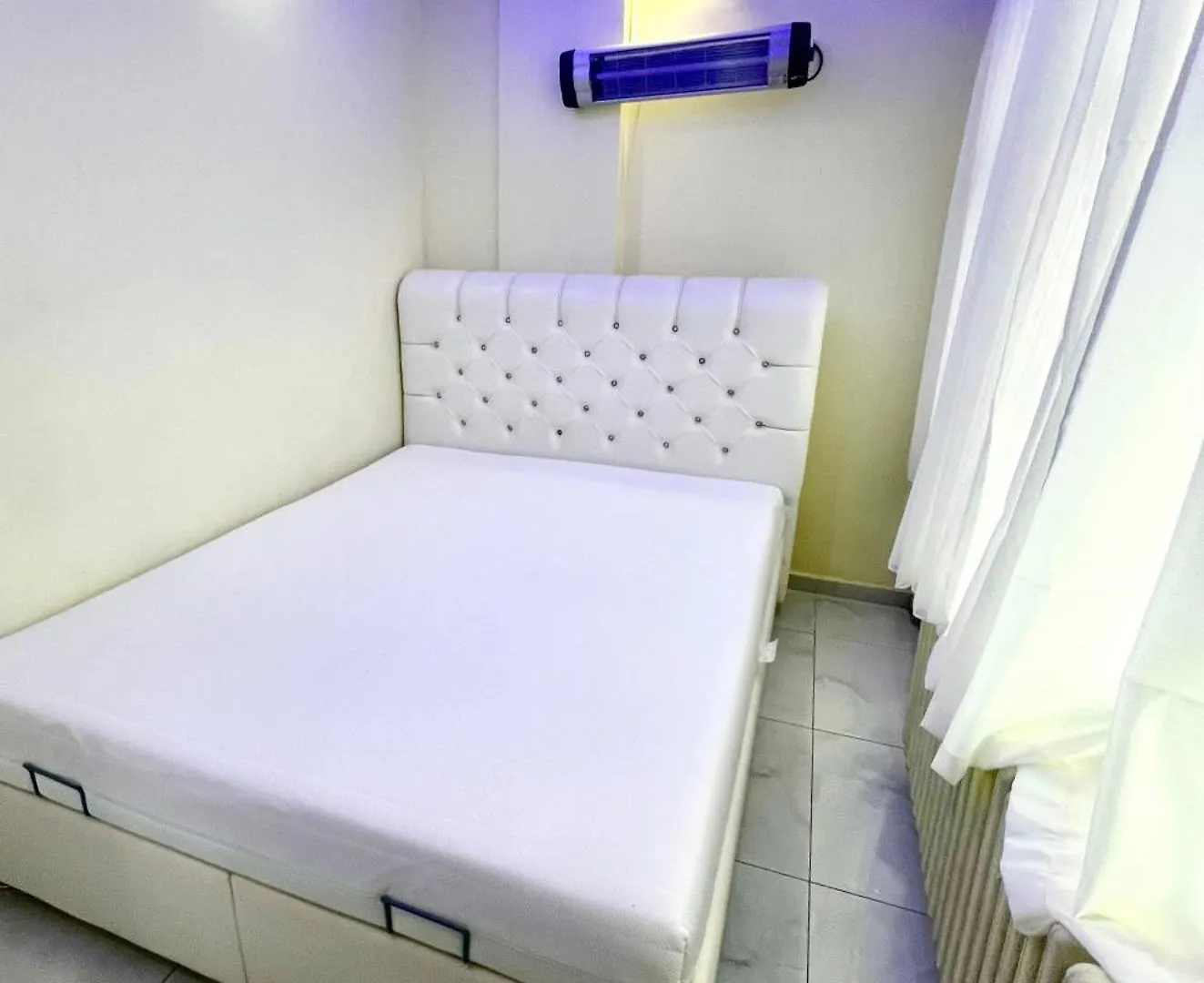 Apartment Istanbulun Kral Dairesi Asansoerlue Ve 2 Klimali